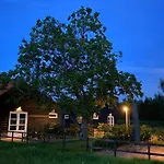 Met De Kippen Op Stok - Vakantiehuisjes