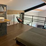 Met De Kippen Op Stok - Vakantiehuisjes * Baexem