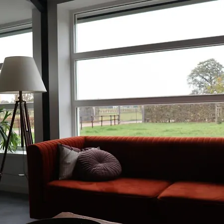 Met De Kippen Op Stok - Vakantiehuisjes Holiday home *