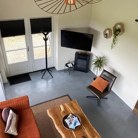 Ferienhaus Met De Kippen Op Stok - Vakantiehuisjes Baexem