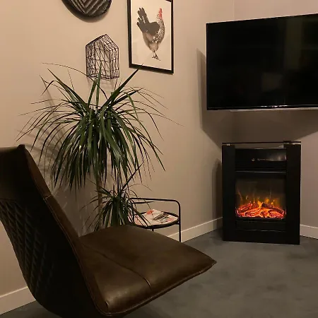 Met De Kippen Op Stok - Vakantiehuisjes Ferienhaus Baexem