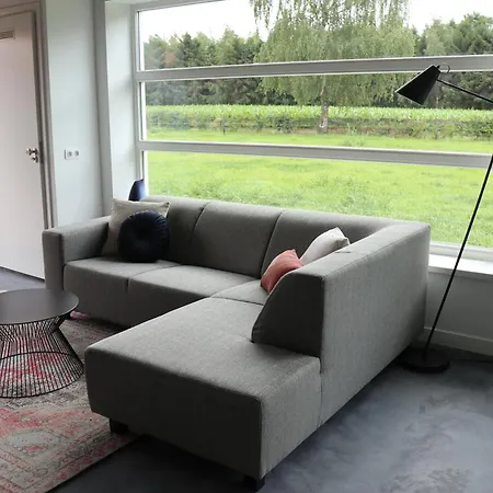 Met De Kippen Op Stok - Vakantiehuisjes Prázdninový dům *
