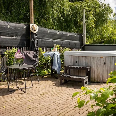 Met De Kippen Op Stok - Vakantiehuisjes *