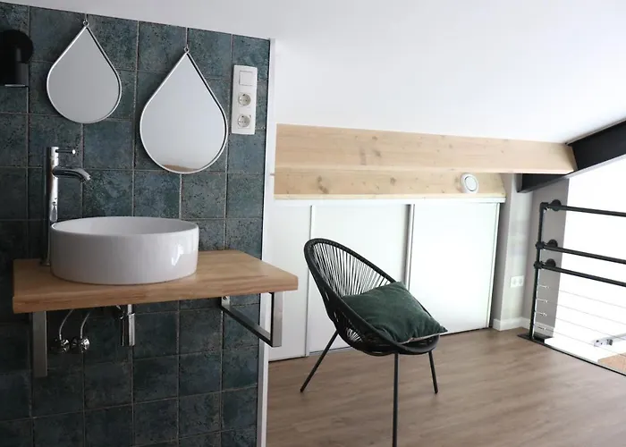 Met De Kippen Op Stok - Vakantiehuisjes Holiday home Baexem