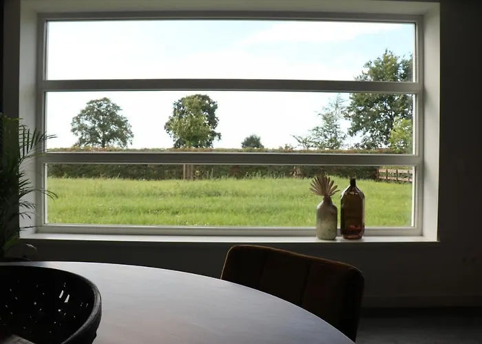 Holiday home Met De Kippen Op Stok - Vakantiehuisjes Baexem