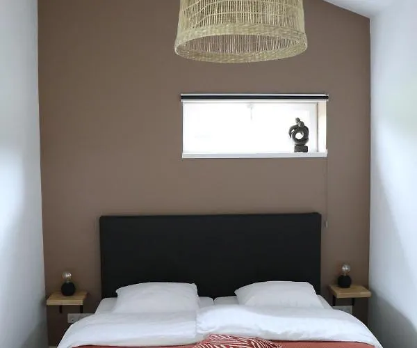 Met De Kippen Op Stok - Vakantiehuisjes Holiday home