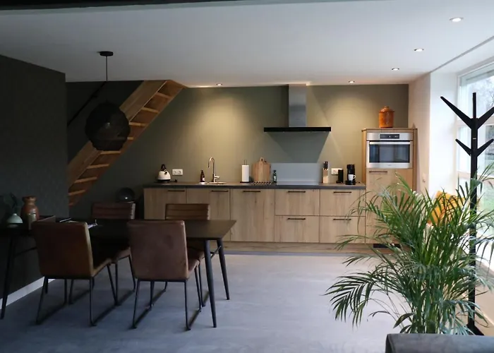 Met De Kippen Op Stok - Vakantiehuisjes Holiday home