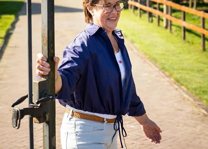 Met De Kippen Op Stok - Vakantiehuisjes * Baexem